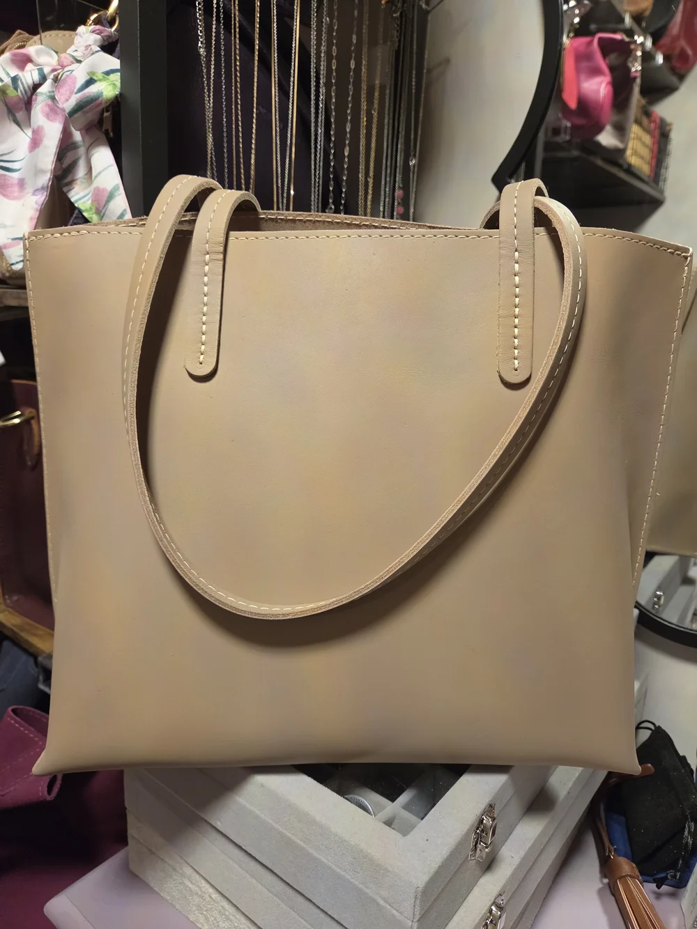 Portland Leather MED August-Stone